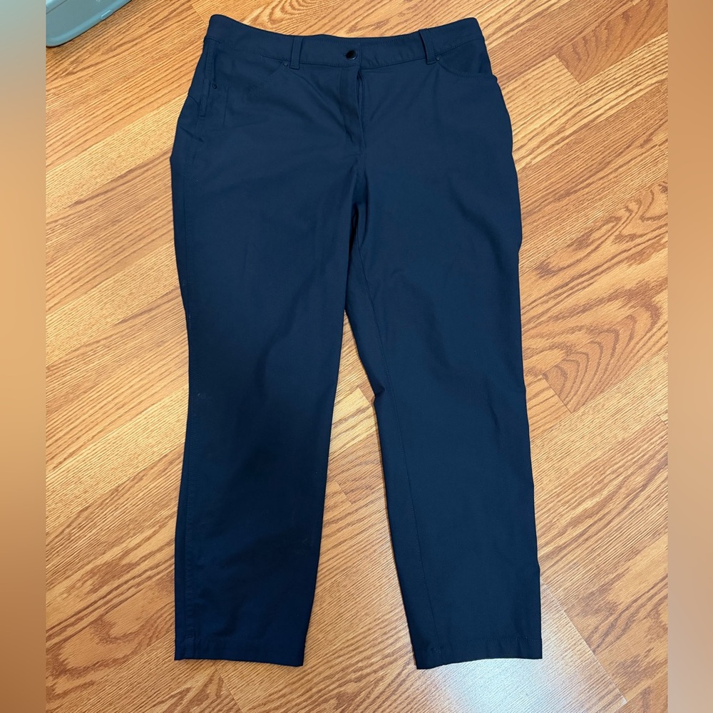 lululemon athletica Navy Crop Pants, 12